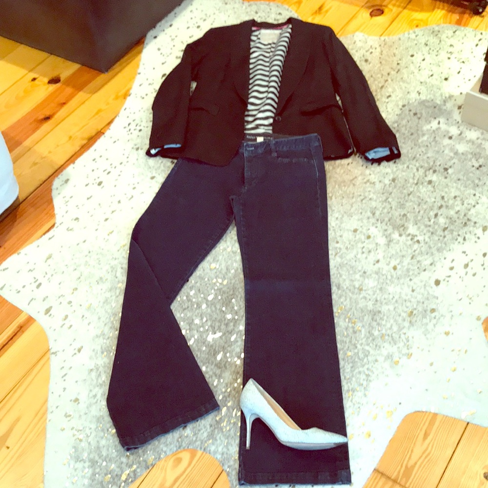 Banana Republic - size 29 - boot leg jeans